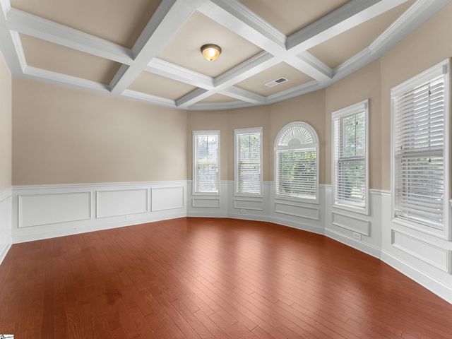 135 Creek Shoals Drive, Simpsonville, SC 29681