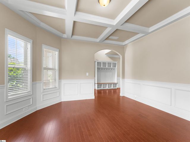 135 Creek Shoals Drive, Simpsonville, SC 29681