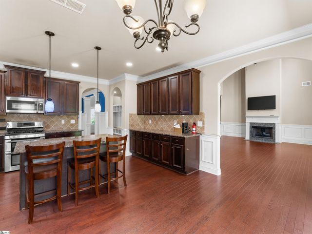 135 Creek Shoals Drive, Simpsonville, SC 29681
