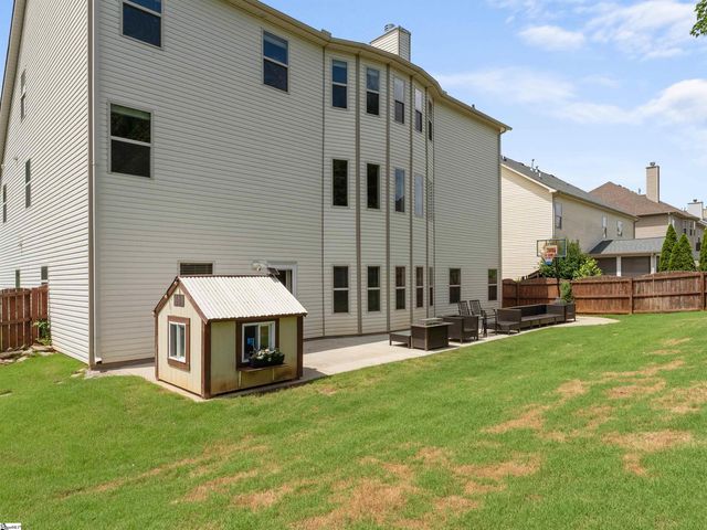 135 Creek Shoals Drive, Simpsonville, SC 29681