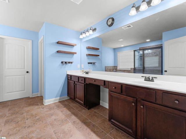 135 Creek Shoals Drive, Simpsonville, SC 29681