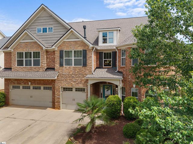 135 Creek Shoals Drive, Simpsonville, SC 29681