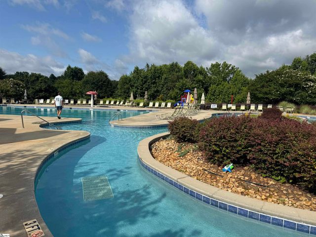 135 Creek Shoals Drive, Simpsonville, SC 29681