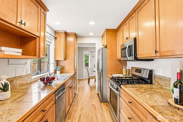 14502 104th Avenue NE, Bothell, WA 98011