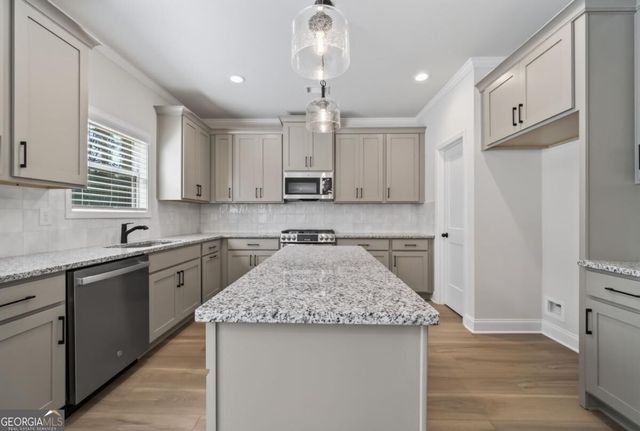 907 Bessie Court, Loganville, GA 30052