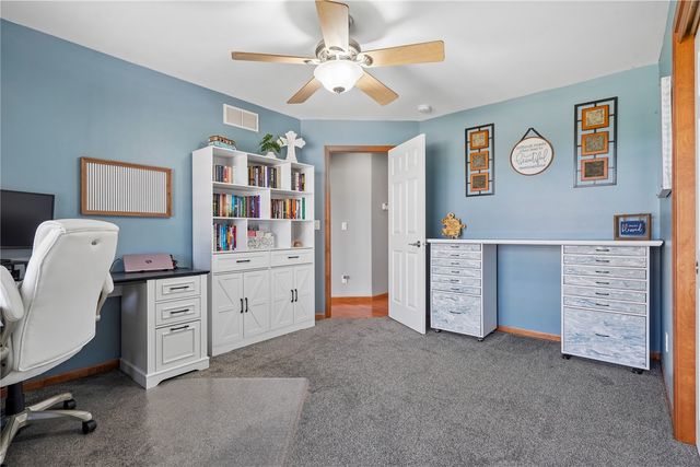 2105 Catherine Court, Marion, IA 52302