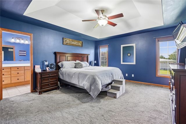 2105 Catherine Court, Marion, IA 52302