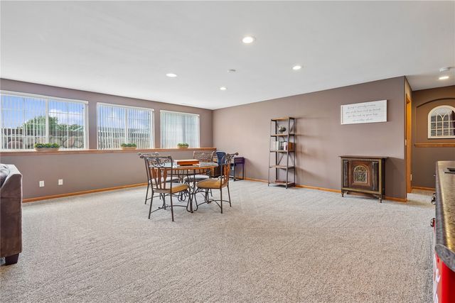 2105 Catherine Court, Marion, IA 52302