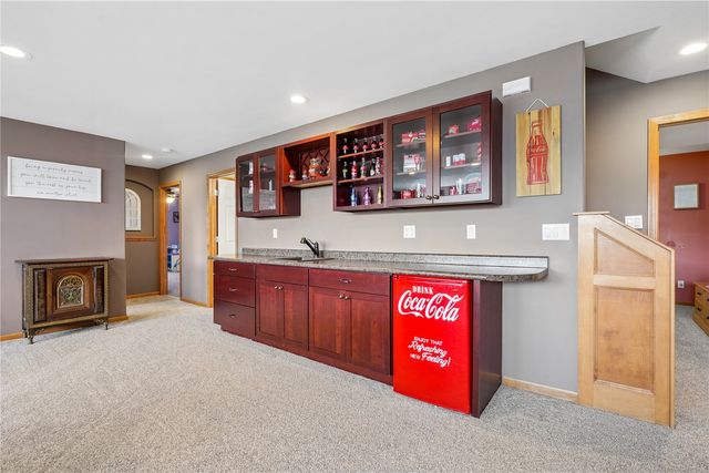 2105 Catherine Court, Marion, IA 52302