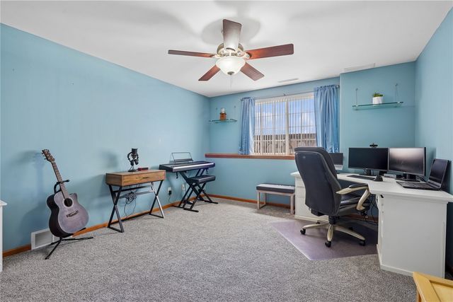2105 Catherine Court, Marion, IA 52302