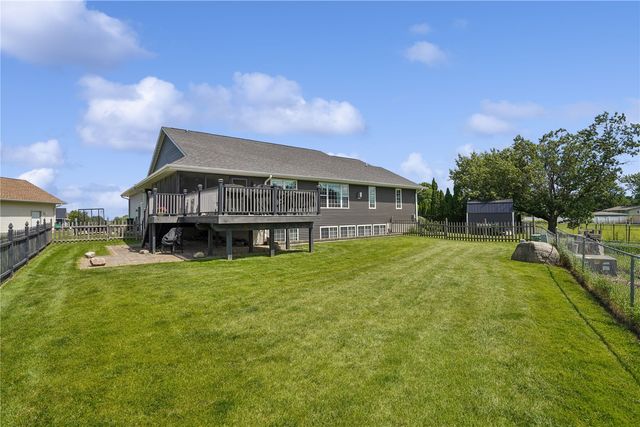2105 Catherine Court, Marion, IA 52302
