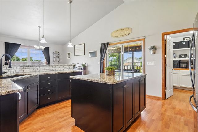 2105 Catherine Court, Marion, IA 52302