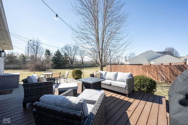 11689 Silver Meadow Court, Fishers, IN 46037