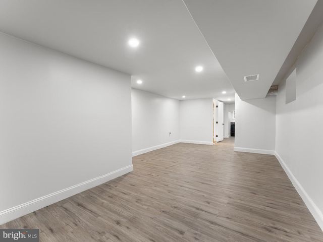 80 W SHARPNACK STREET, Philadelphia, PA 19119