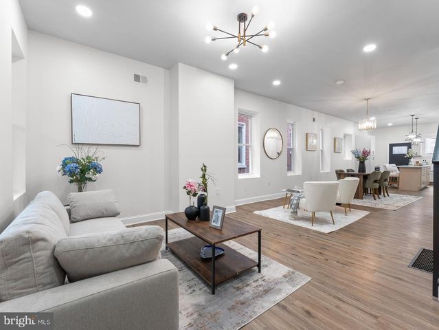 80 W SHARPNACK STREET, Philadelphia, PA 19119