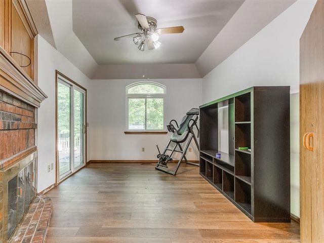 1224 Jamestown, Edmond, OK 73003