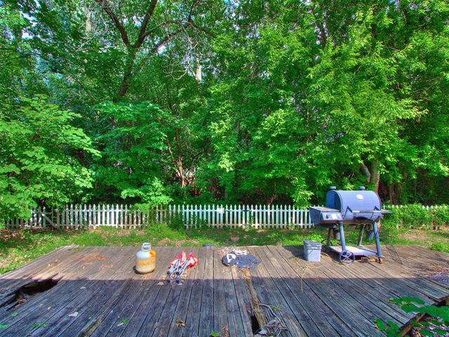 1224 Jamestown, Edmond, OK 73003