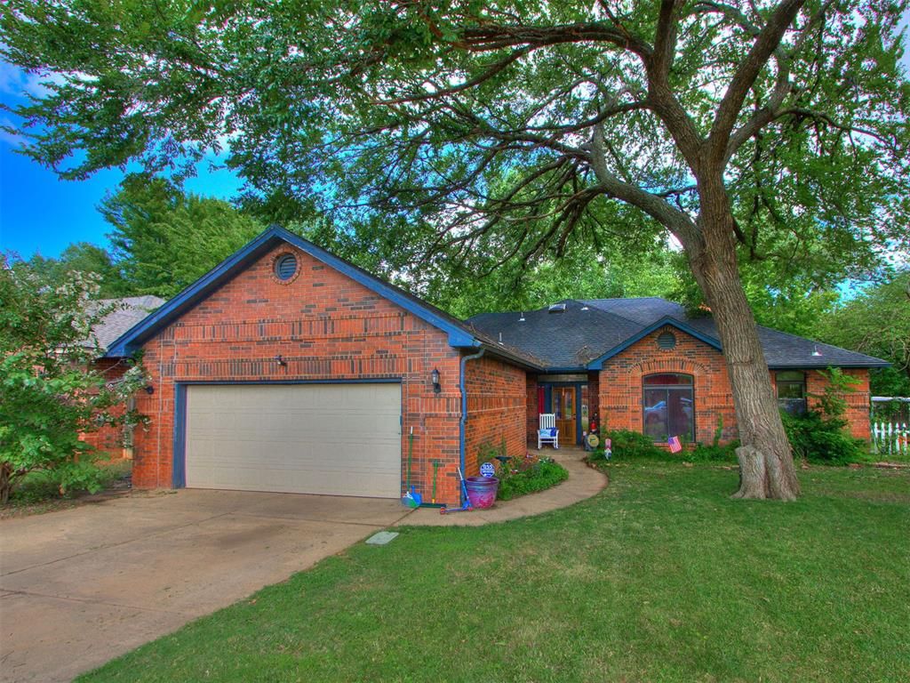 1224 Jamestown, Edmond, OK 73003