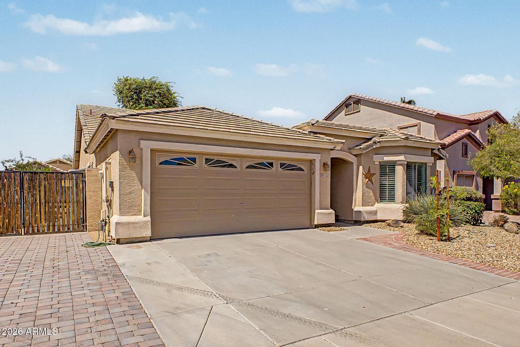17212 W ASHLEY Drive, Goodyear, AZ 85338 — photo 4