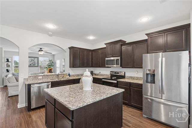 2934 Castleoak Drive, Richmond Hill, GA 31324