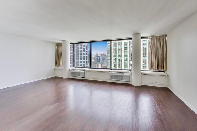 155 N Harbor Drive 5107, Chicago, IL 60601