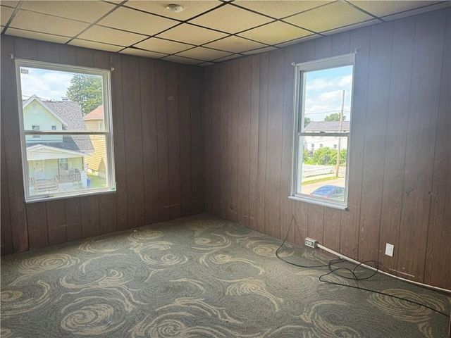 1709 Morris St, New Castle, PA 16102