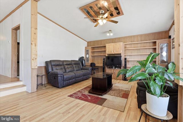 11125 LAKESIDE DRIVE, Hagerstown, MD 21740