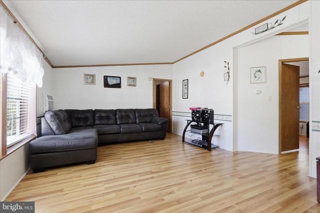 11125 LAKESIDE DRIVE, Hagerstown, MD 21740