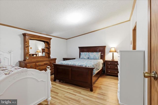 11125 LAKESIDE DRIVE, Hagerstown, MD 21740