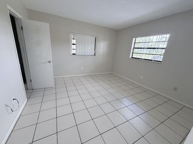 639 SW 3rd Terrace, Homestead, FL 33034
