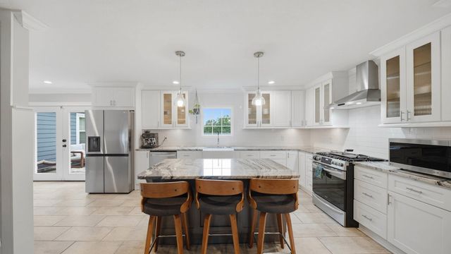 903 S Crest Road, Chattanooga, TN 37404