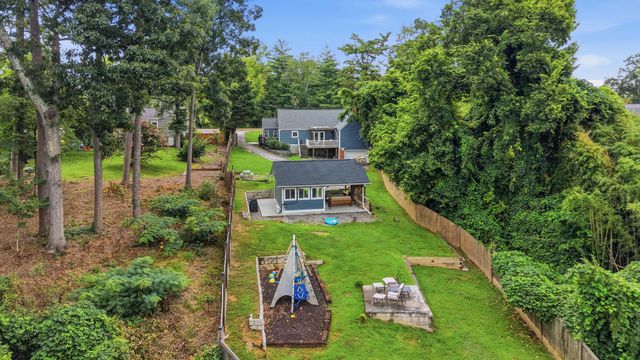 903 S Crest Road, Chattanooga, TN 37404