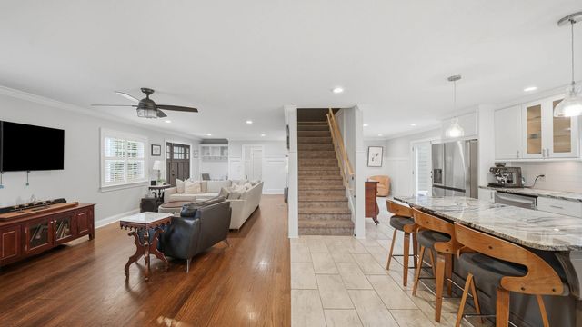 903 S Crest Road, Chattanooga, TN 37404