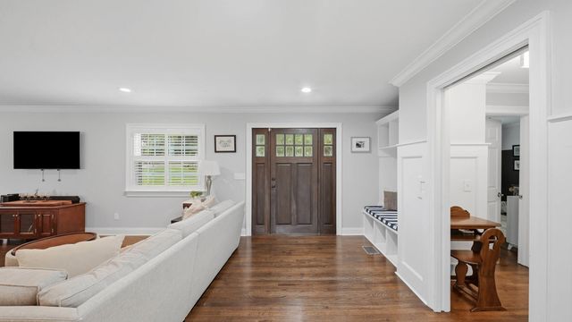 903 S Crest Road, Chattanooga, TN 37404