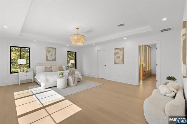 36 Hampshire Hill Road, Upper Saddle River, NJ 07458