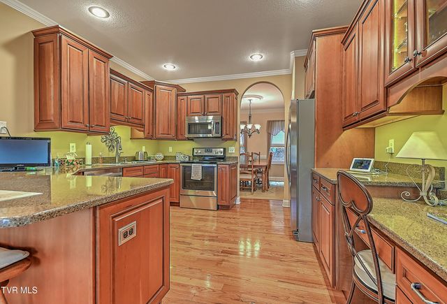 128 Willshire Drive, Elizabethton, TN 37643