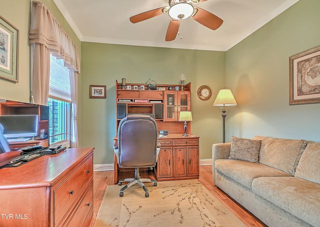 128 Willshire Drive, Elizabethton, TN 37643