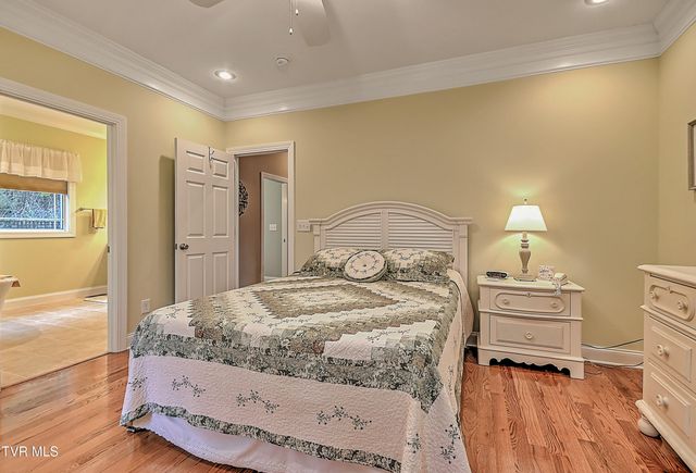 128 Willshire Drive, Elizabethton, TN 37643