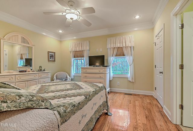 128 Willshire Drive, Elizabethton, TN 37643