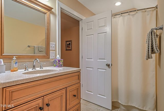 128 Willshire Drive, Elizabethton, TN 37643