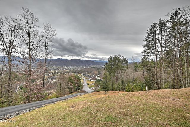 128 Willshire Drive, Elizabethton, TN 37643