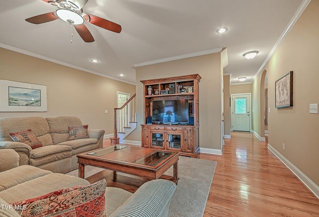 128 Willshire Drive, Elizabethton, TN 37643