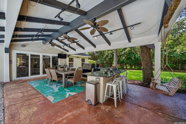 138 Turkey Creek, Shavano Park, TX 78231