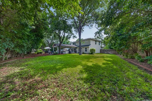 138 Turkey Creek, Shavano Park, TX 78231
