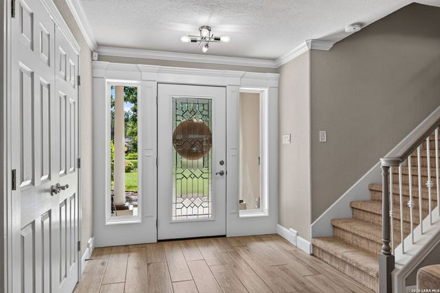 138 Turkey Creek, Shavano Park, TX 78231
