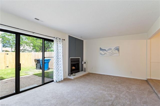 3612 Smokey Chamber DR, Virginia Beach, VA 23462