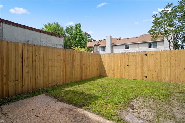 3612 Smokey Chamber DR, Virginia Beach, VA 23462