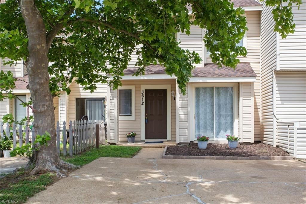 3612 Smokey Chamber DR, Virginia Beach, VA 23462