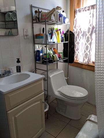 97 Hancock St 2, Cambridge, MA 02139