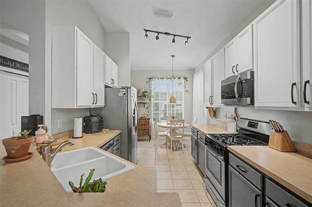 19309 WEYMOUTH DRIVE, Land O Lakes, FL 34638